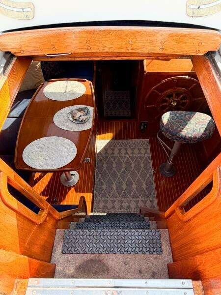 1986 Nauticat 40 Cutter Ketch Pilothouse