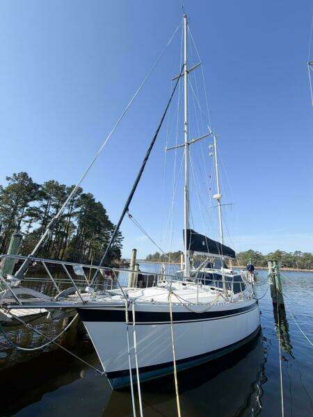1986 Nauticat 40 Cutter Ketch Pilothouse