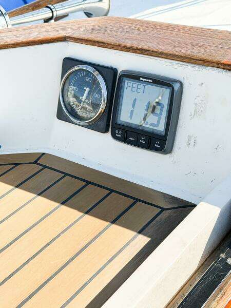 1986 Nauticat 40 Cutter Ketch Pilothouse