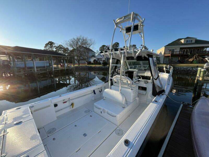 2008 True World Marine TE2810