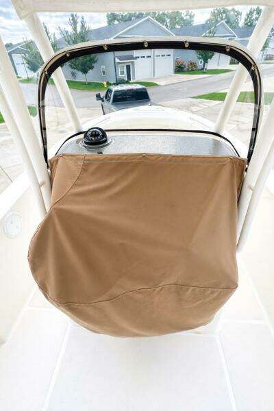 2017 Pursuit C 260 Center Console