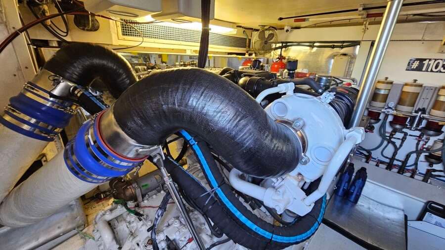 2000 Ocean Yachts 70 SUPER SPORT