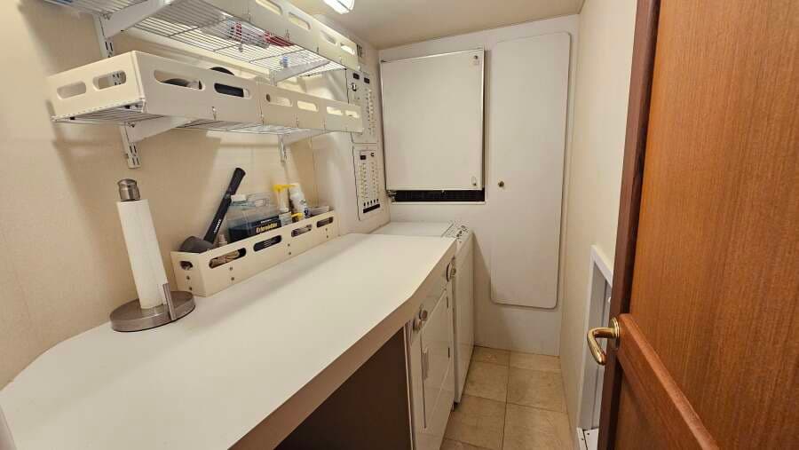 2000 Ocean Yachts 70 SUPER SPORT