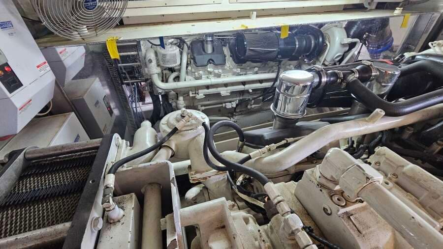 2000 Ocean Yachts 70 SUPER SPORT