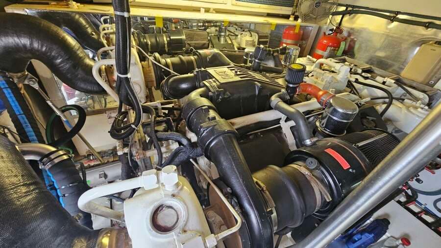 2000 Ocean Yachts 70 SUPER SPORT