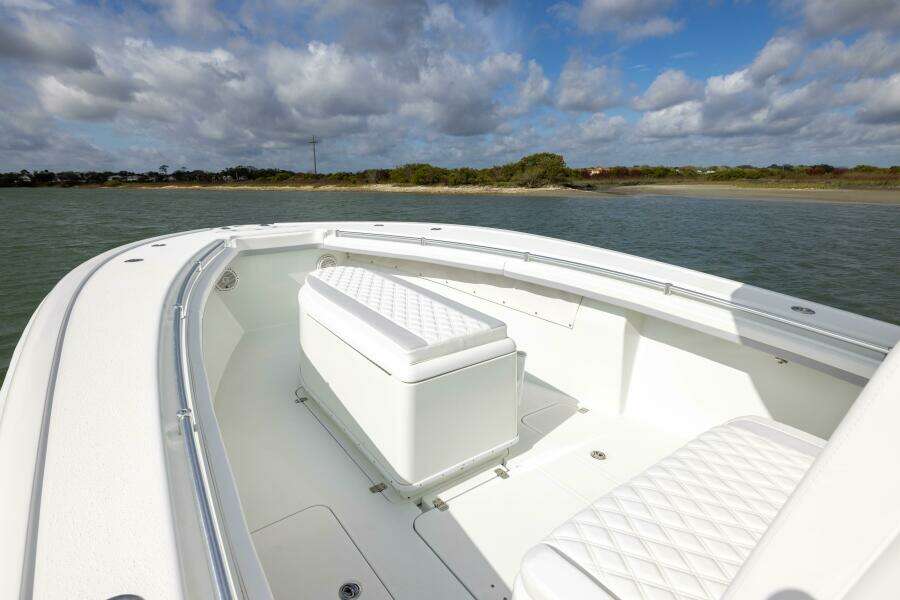 2014 Yellowfin 32 Offshore