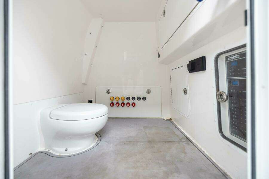 2024 Invincible 35’ Catamaran