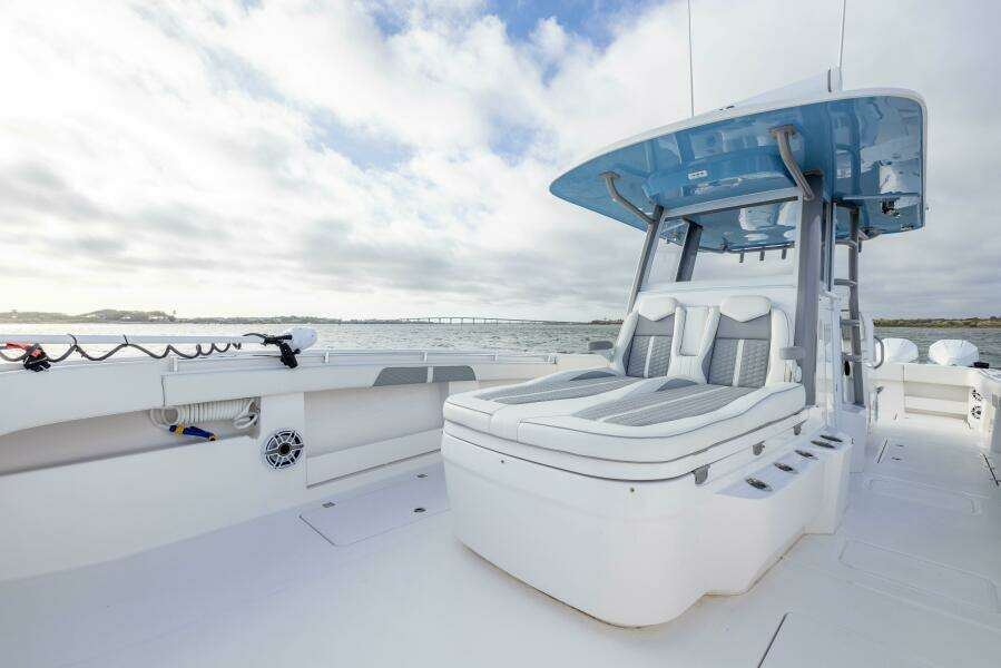 2024 Invincible 35’ Catamaran