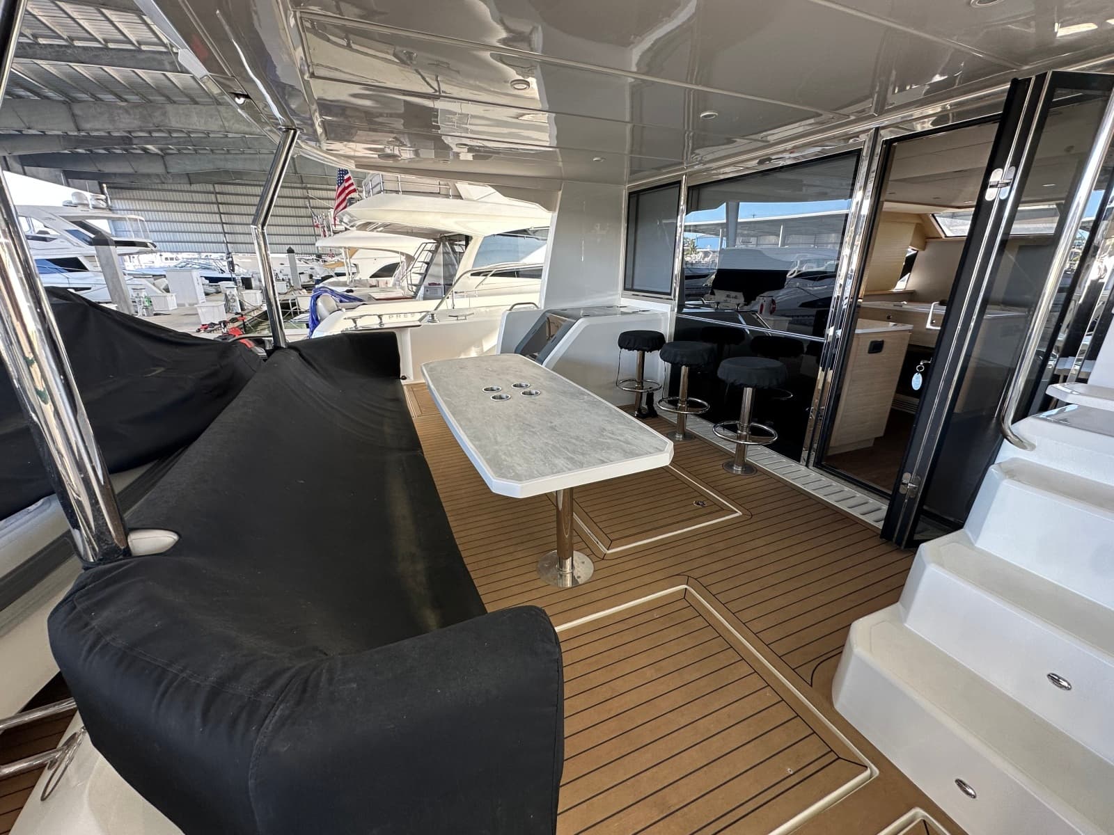 2024 Aquila 54 Yacht