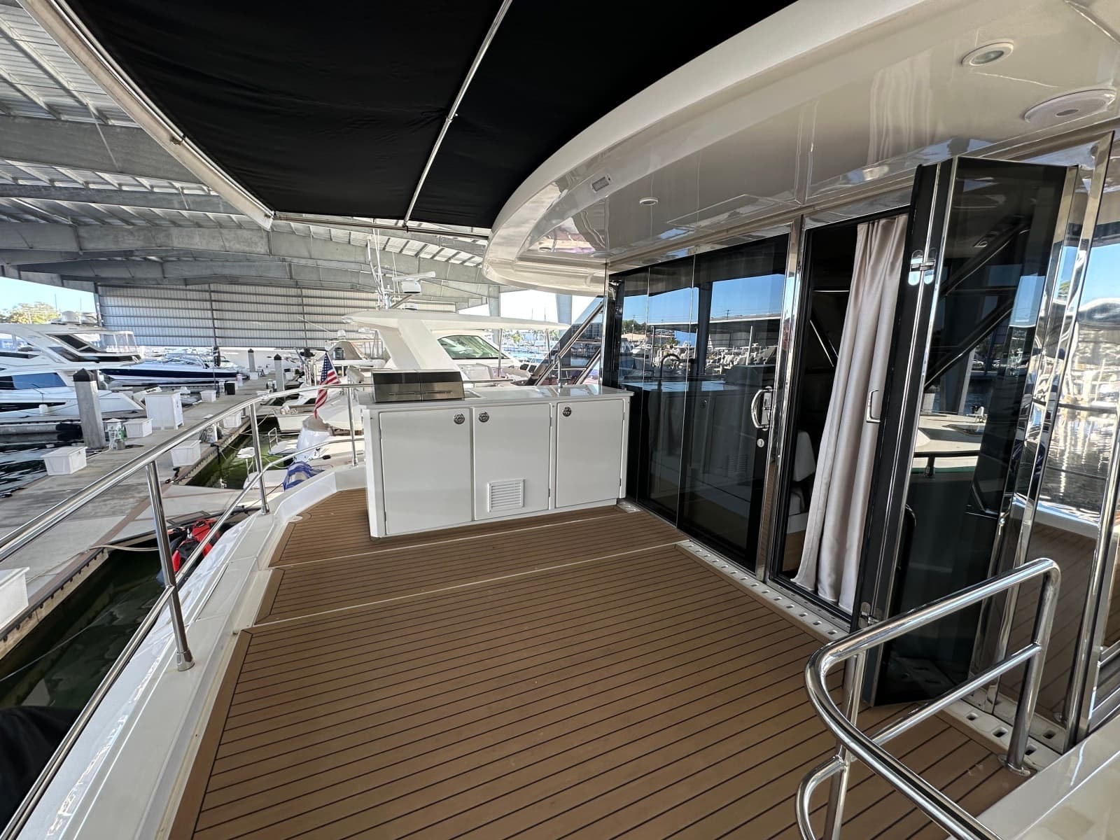 2024 Aquila 54 Yacht