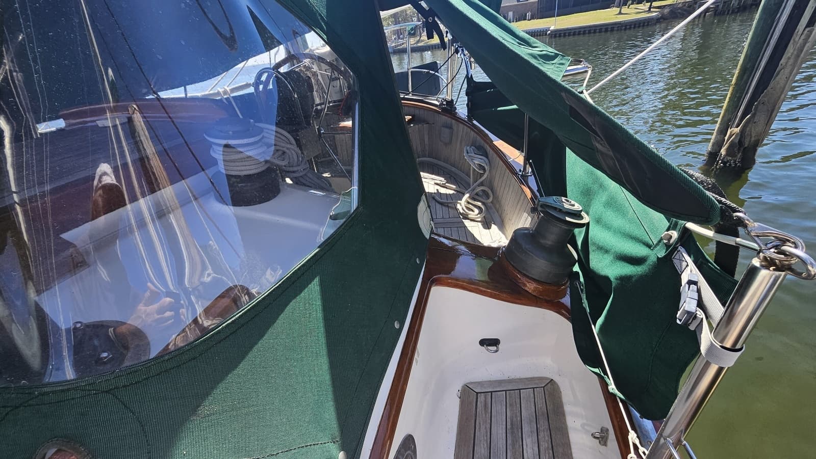 1985 Hans Christian 33T