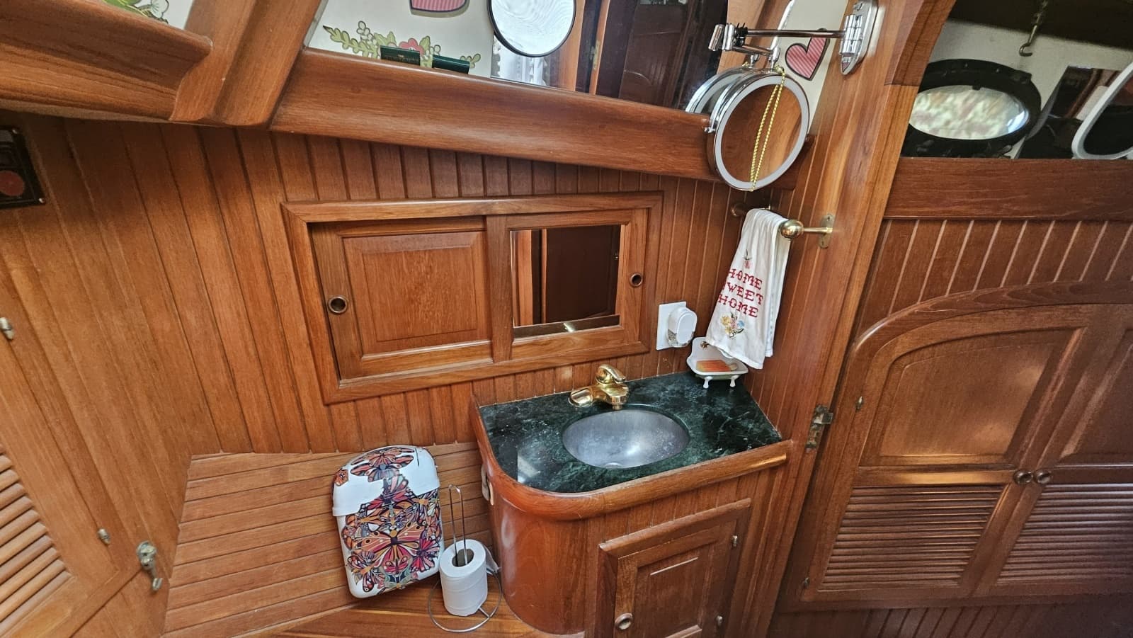 1985 Hans Christian 33T