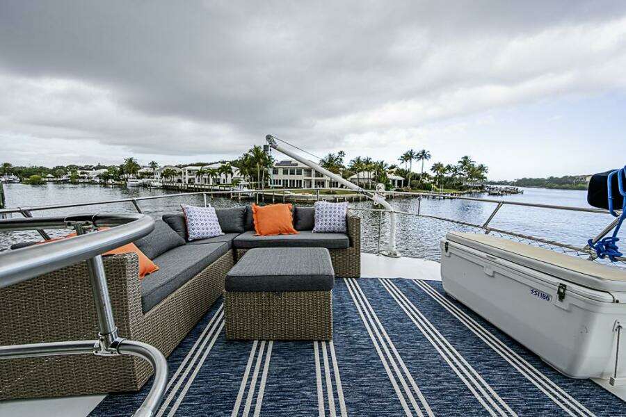 1985 Gulfstar 44 Motor Yacht