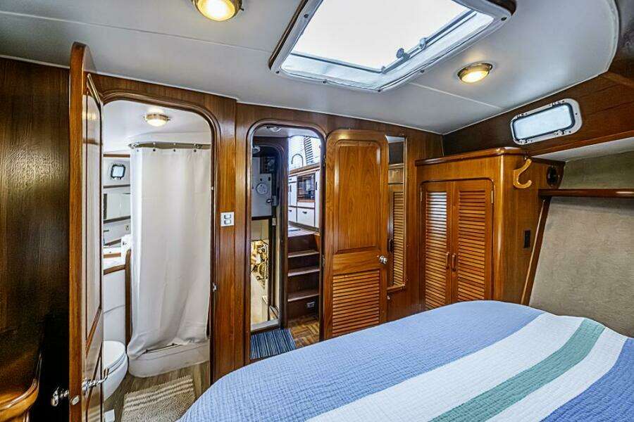 1985 Gulfstar 44 Motor Yacht