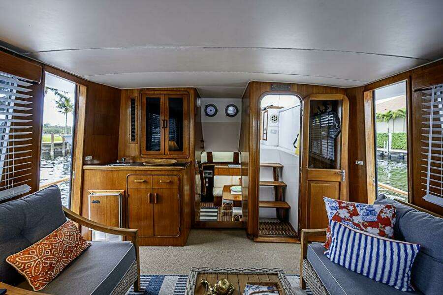 1985 Gulfstar 44 Motor Yacht