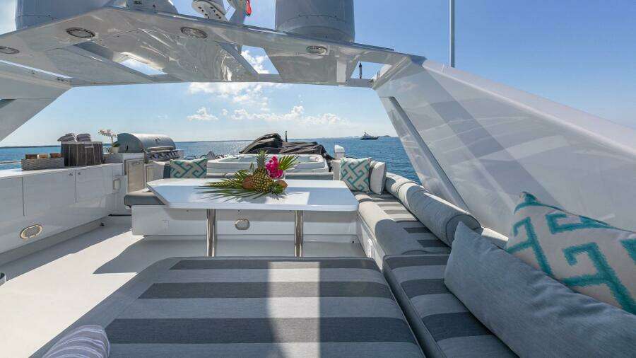 1997 Broward Raised Pilothouse