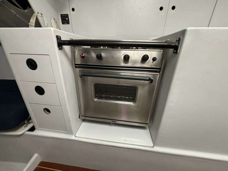 1995 Concordia Tripp 47