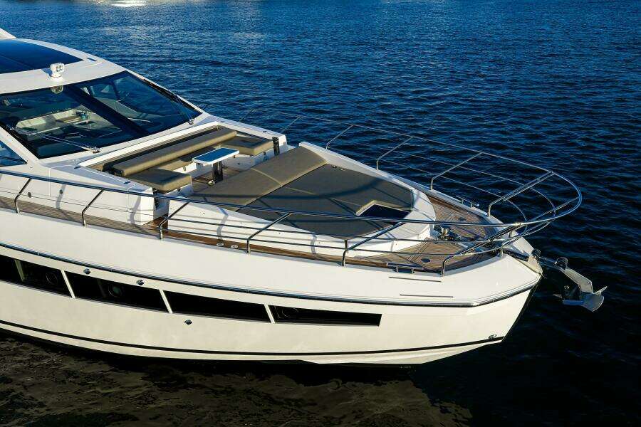 2019 Azimut S7