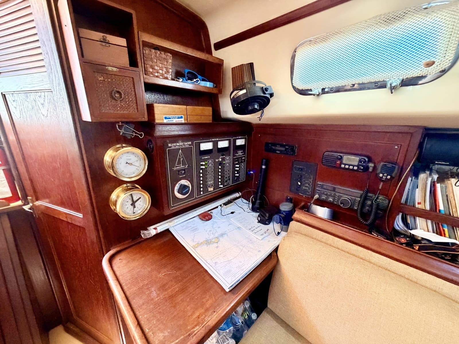 1989 Island Packet Cutter