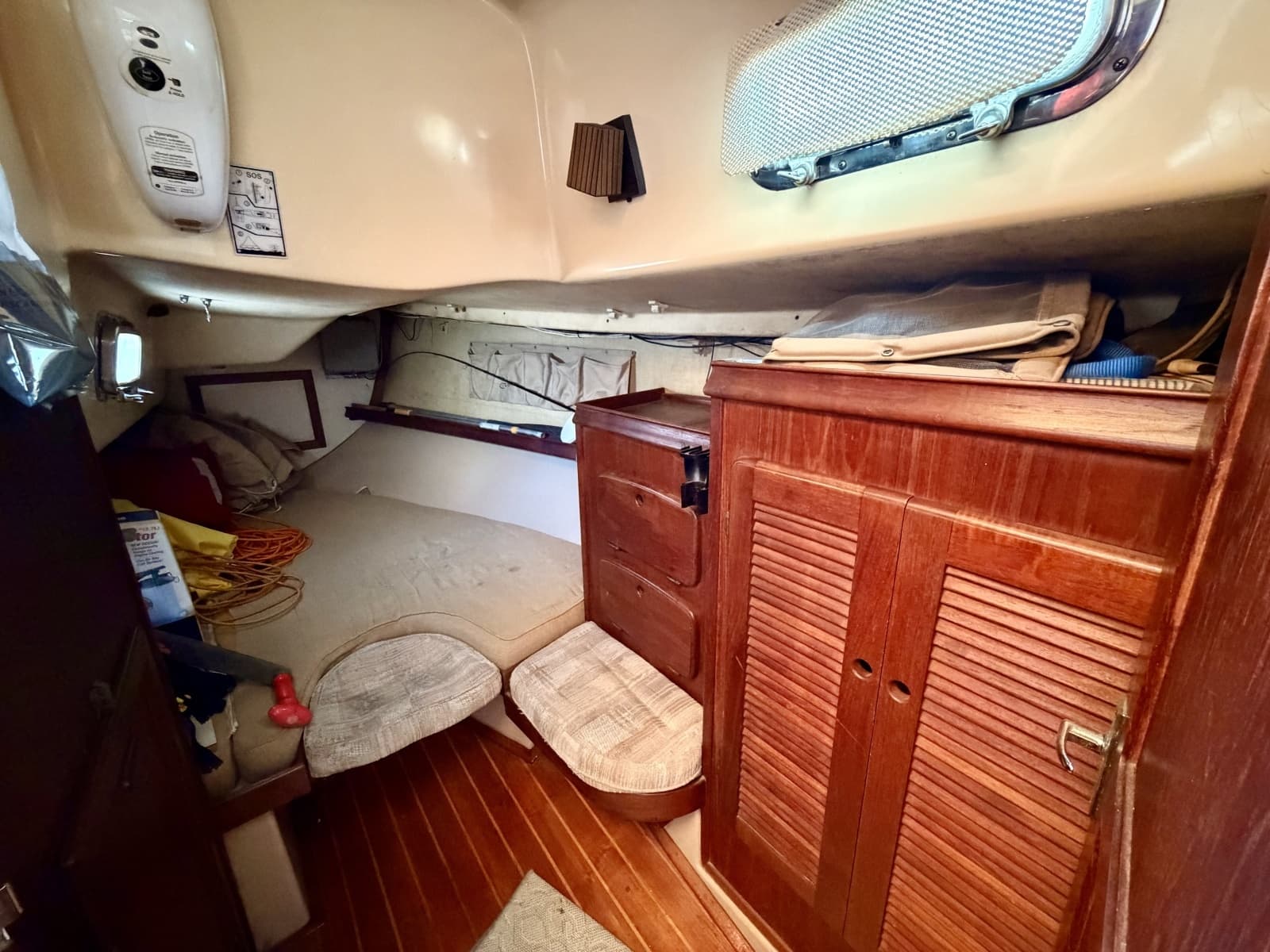 1989 Island Packet Cutter