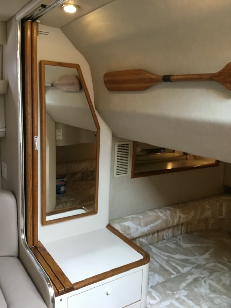 1995 Sea Ray Sun Dancer 370