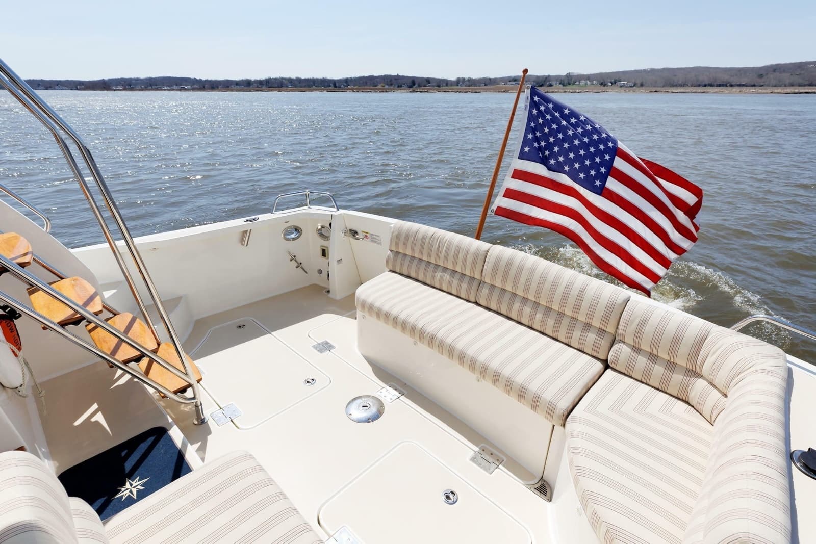 2016 Sabre 42 Fly Bridge Sedan