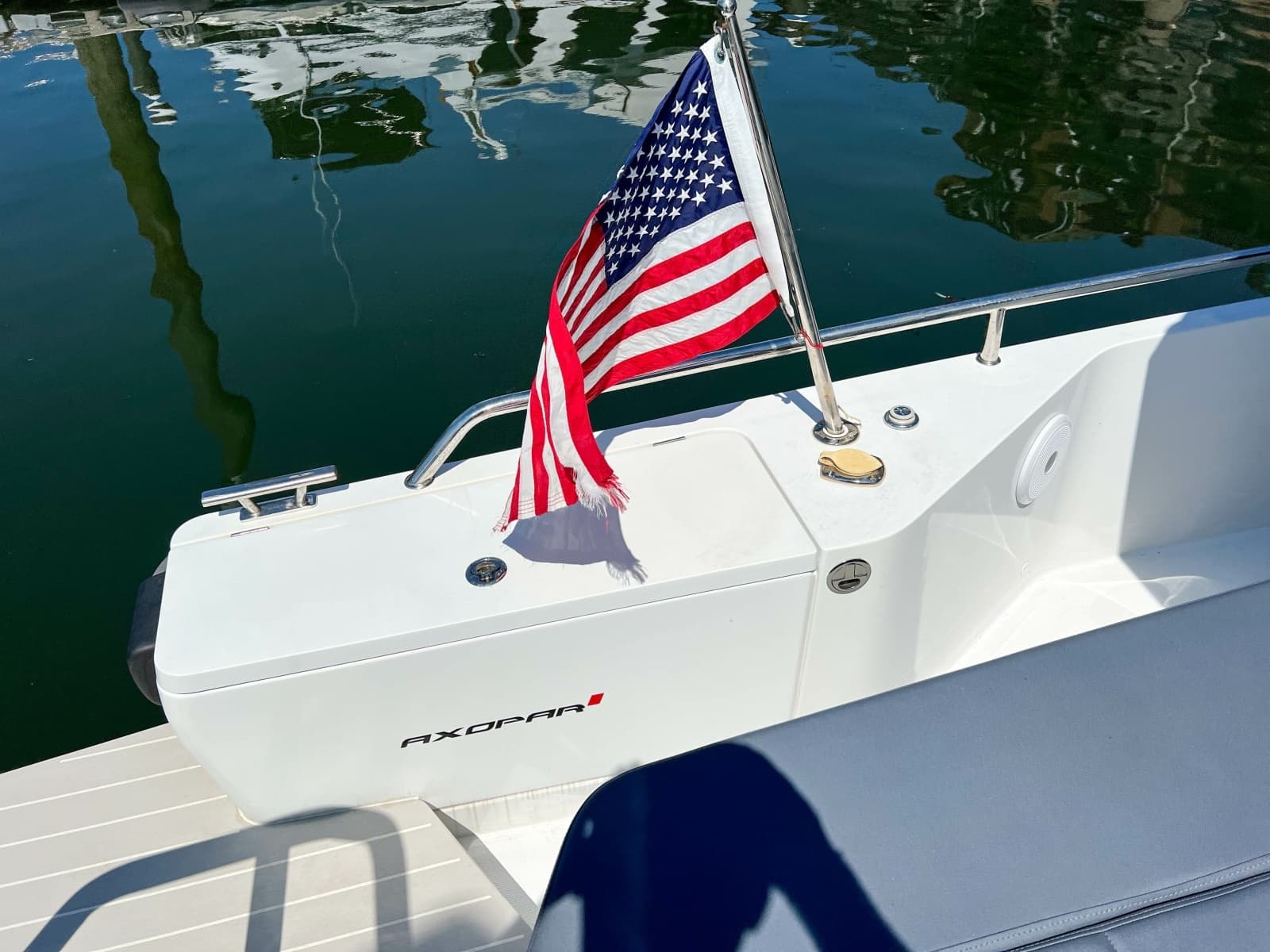 2020 Axopar 28 Cabin