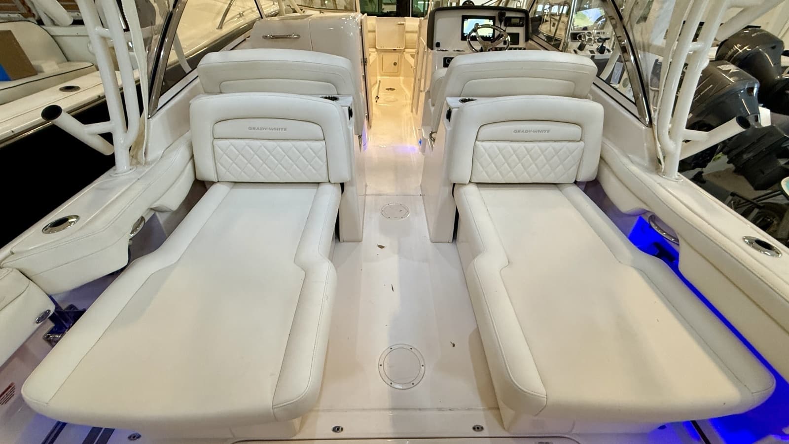 2023 Grady-White Freedom 285