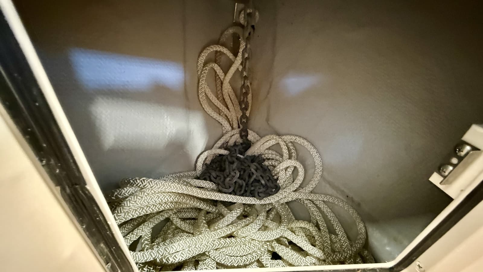 2023 Grady-White Freedom 285