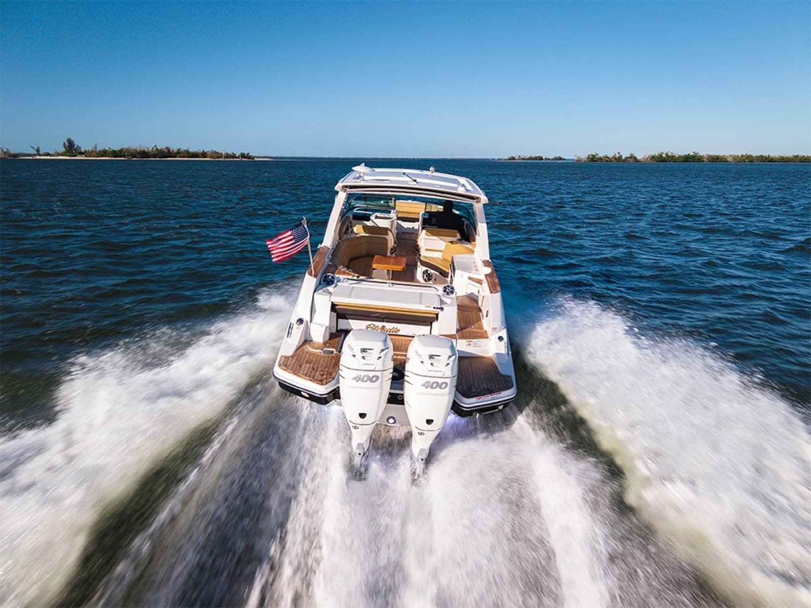 2023 Sea Ray 350 SLX underway