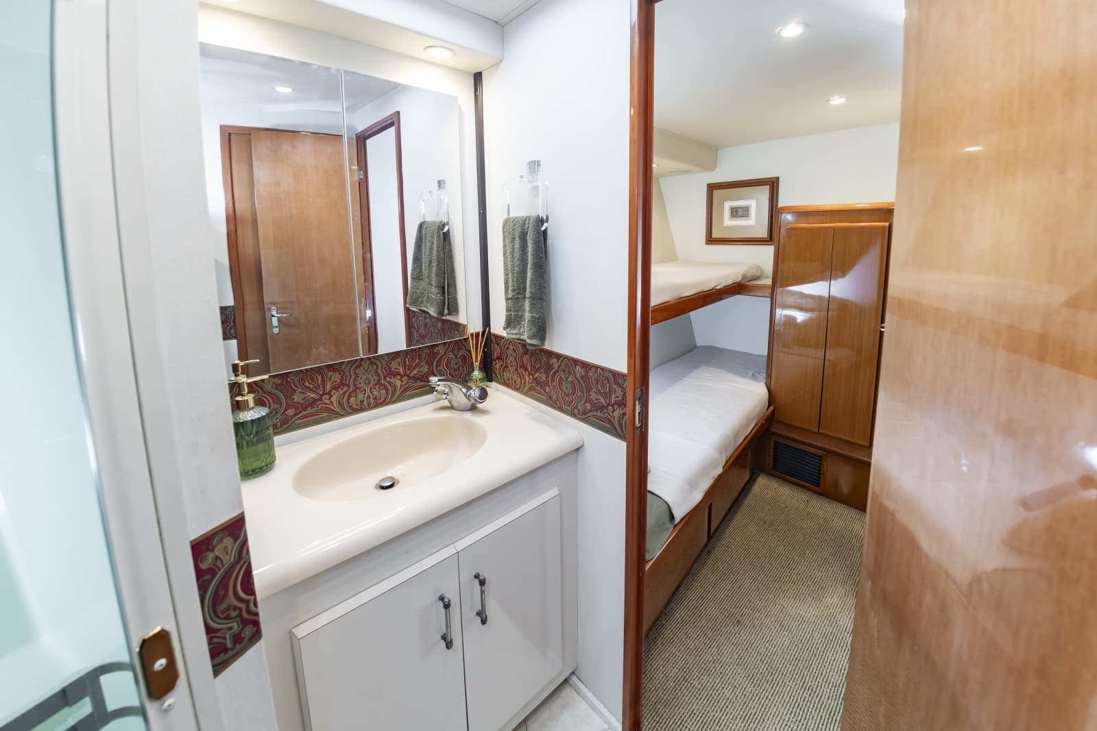 60VikingDarkHorse083