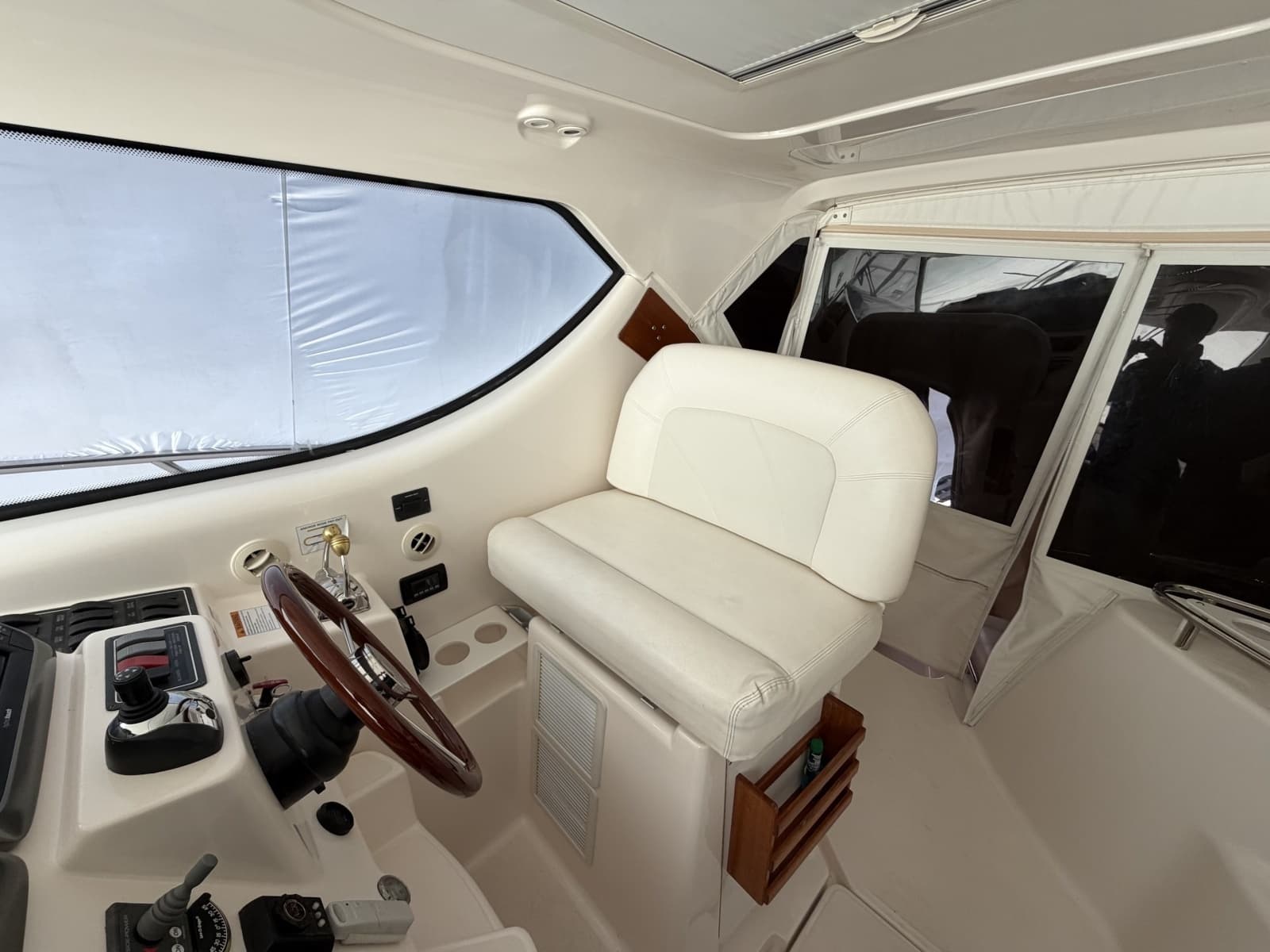 2006 Tiara Yachts 43 Sovran
