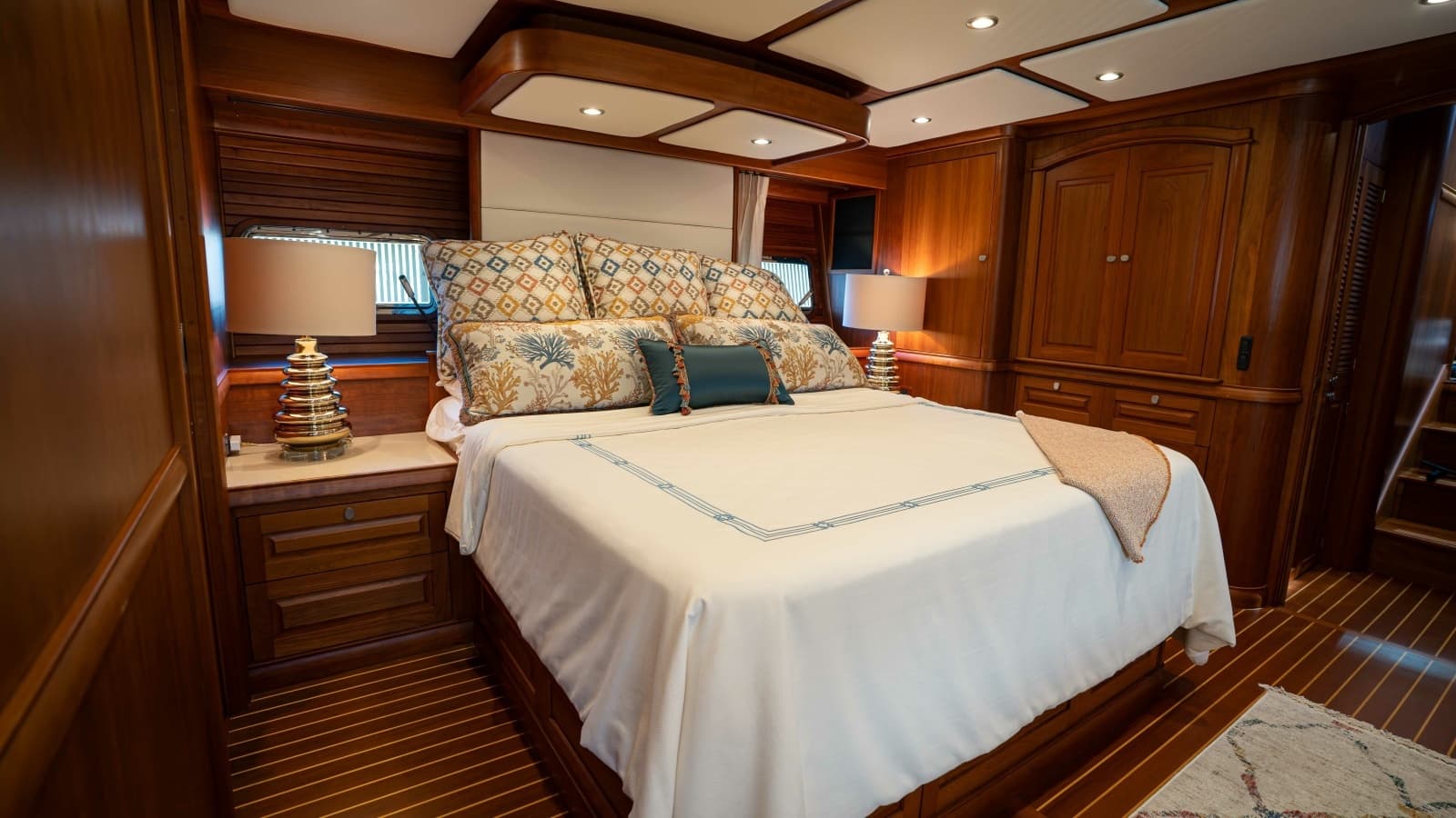 2018 Sabre 66 Dirigo