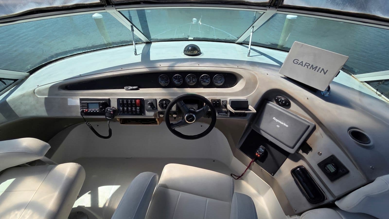 2000 Carver 450 Voyager Pilothouse