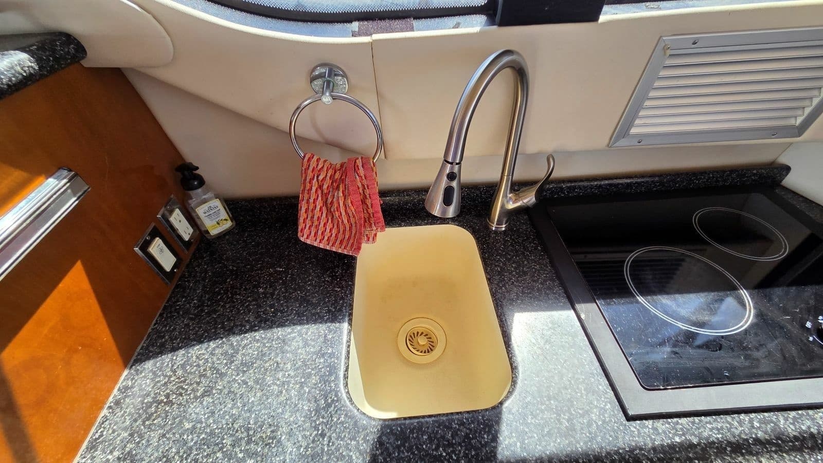 2000 Carver 450 Voyager Pilothouse