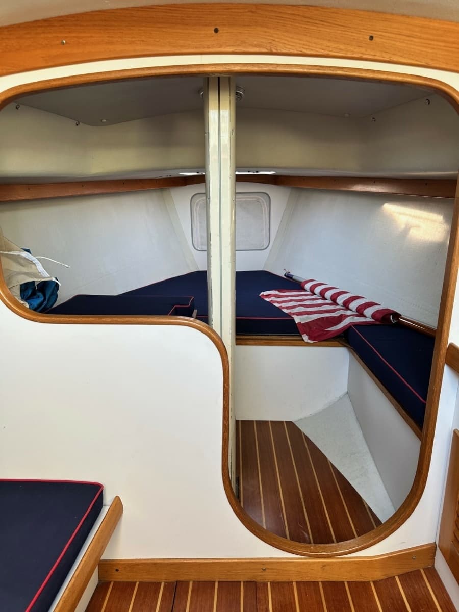 2002 Alerion Express