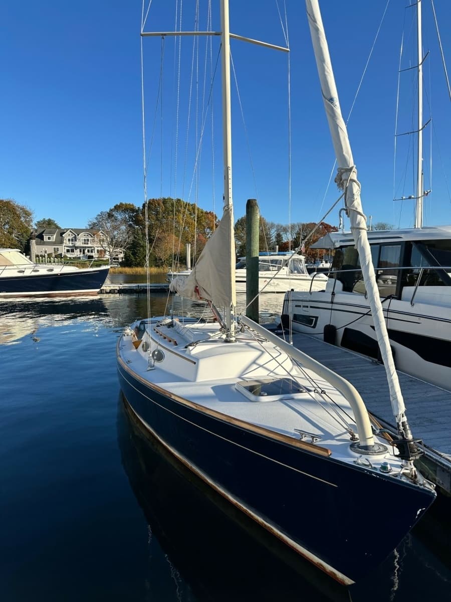 2002 Alerion Express