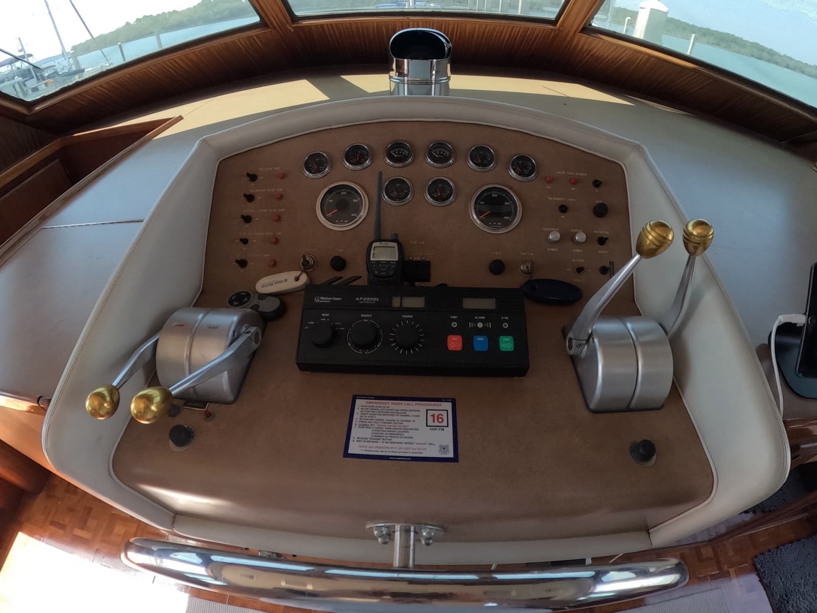 1987 Hatteras Motor Yacht