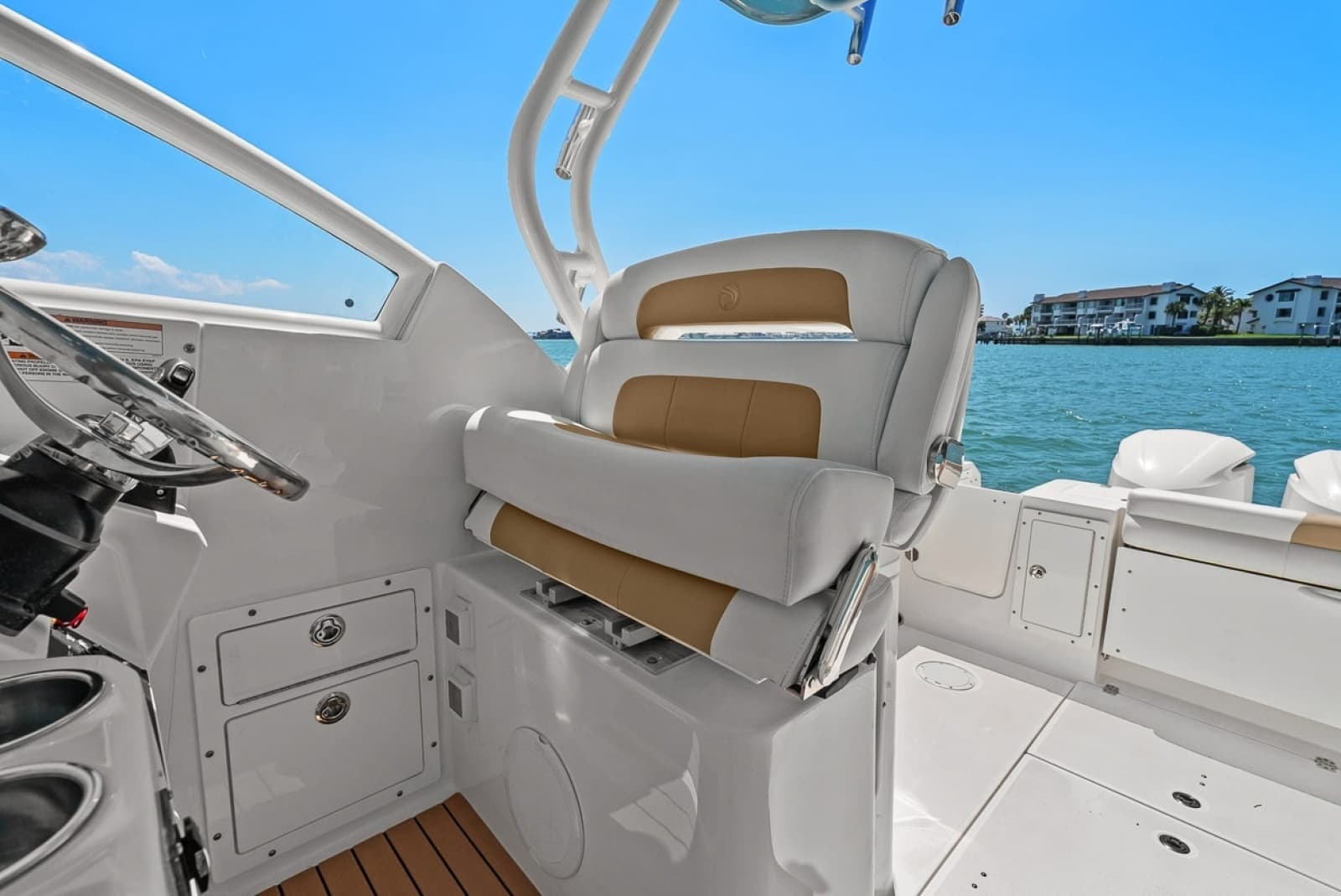 2018 Edgewater 280CX