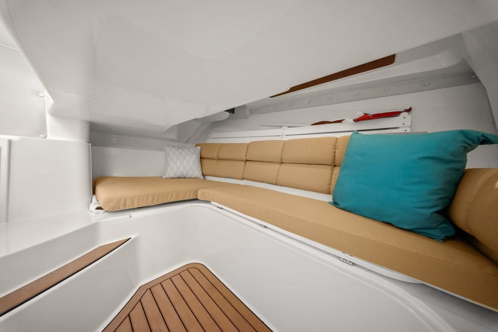 2018 Edgewater 280CX