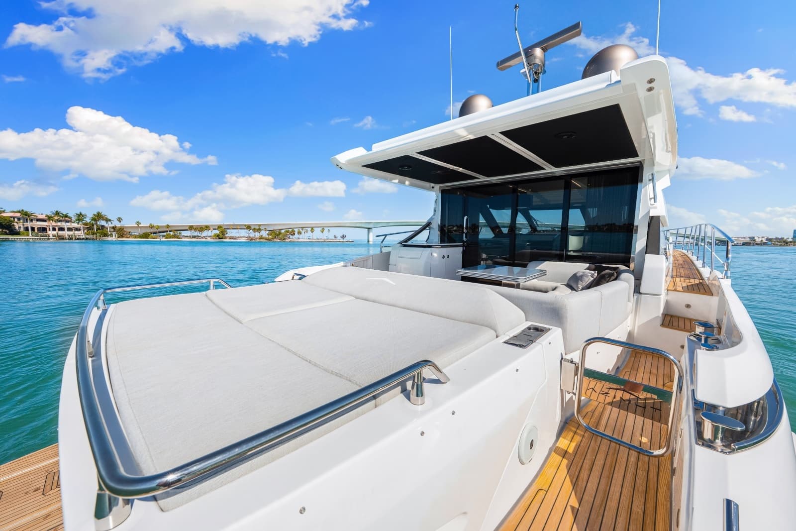 2020 Azimut S6