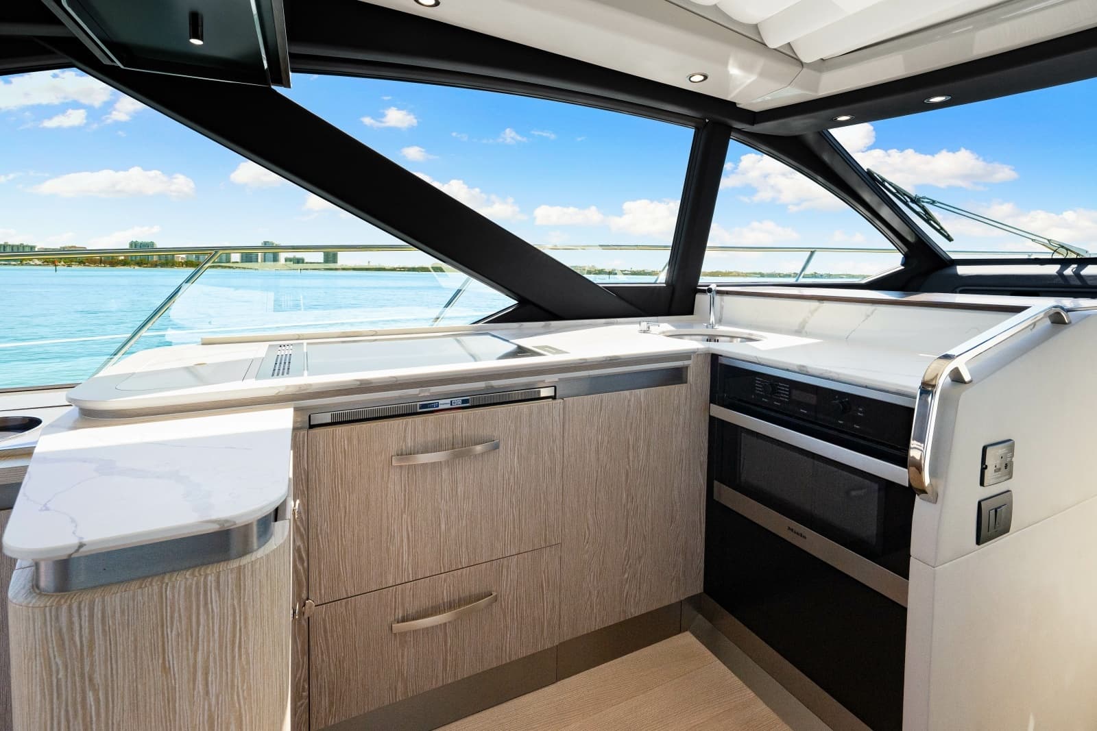 2020 Azimut S6