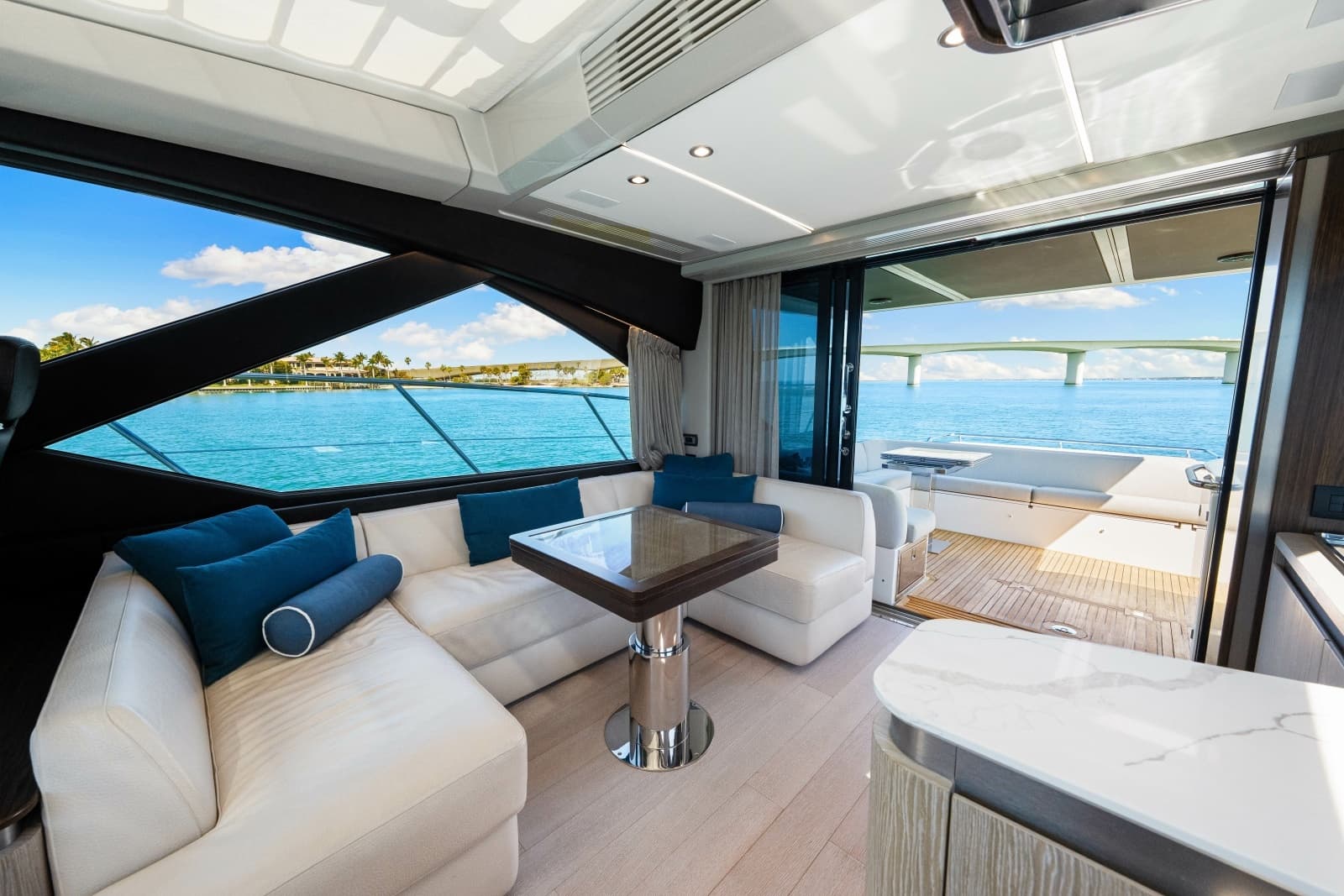 2020 Azimut S6