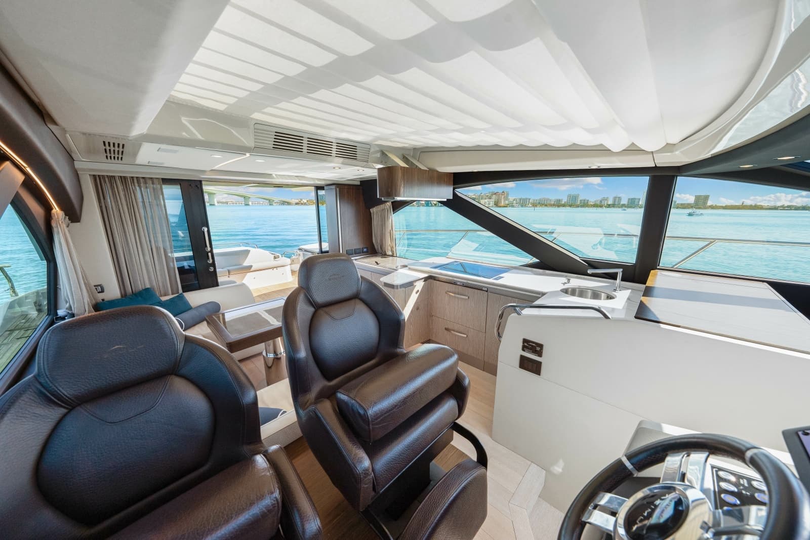 2020 Azimut S6