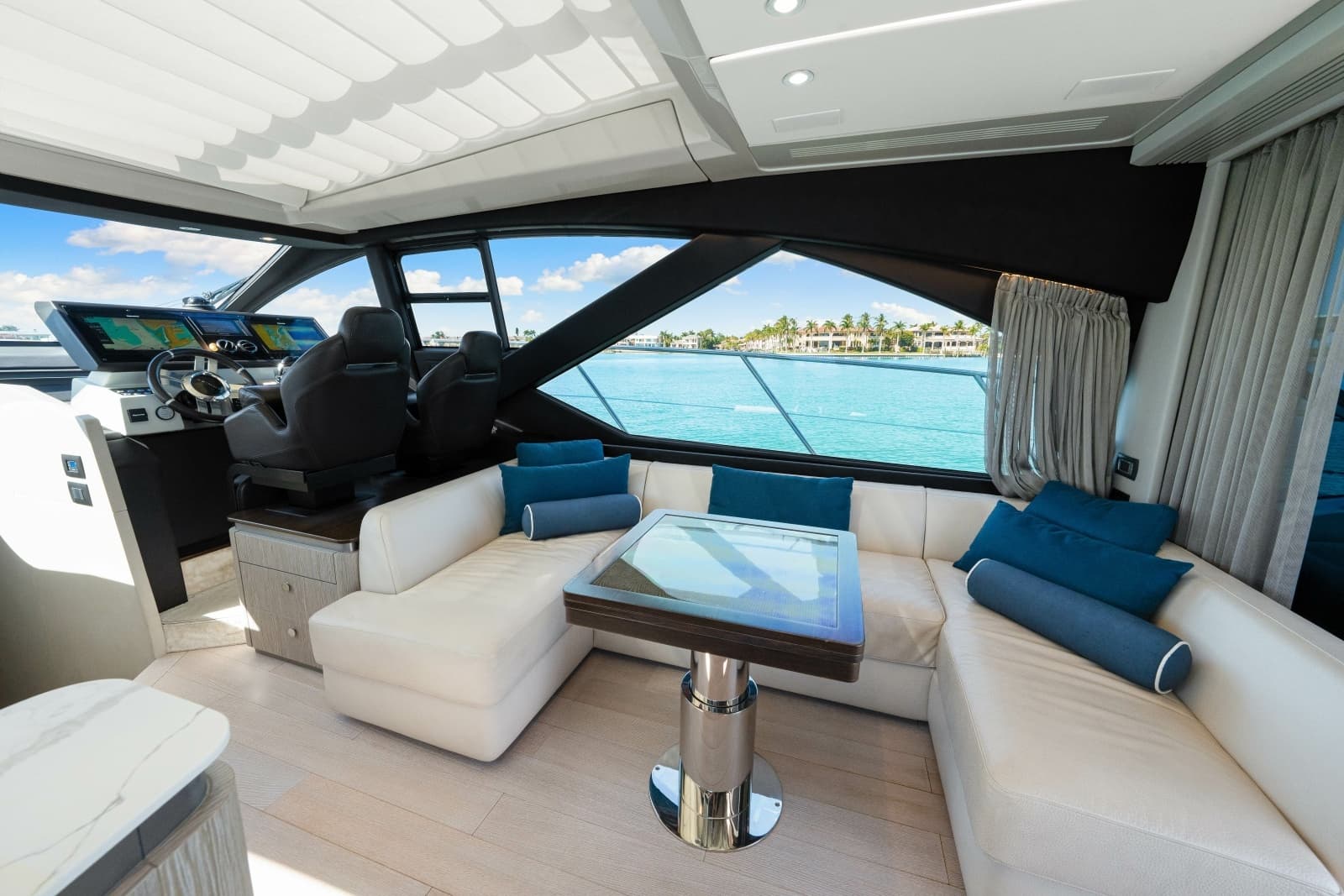 2020 Azimut S6