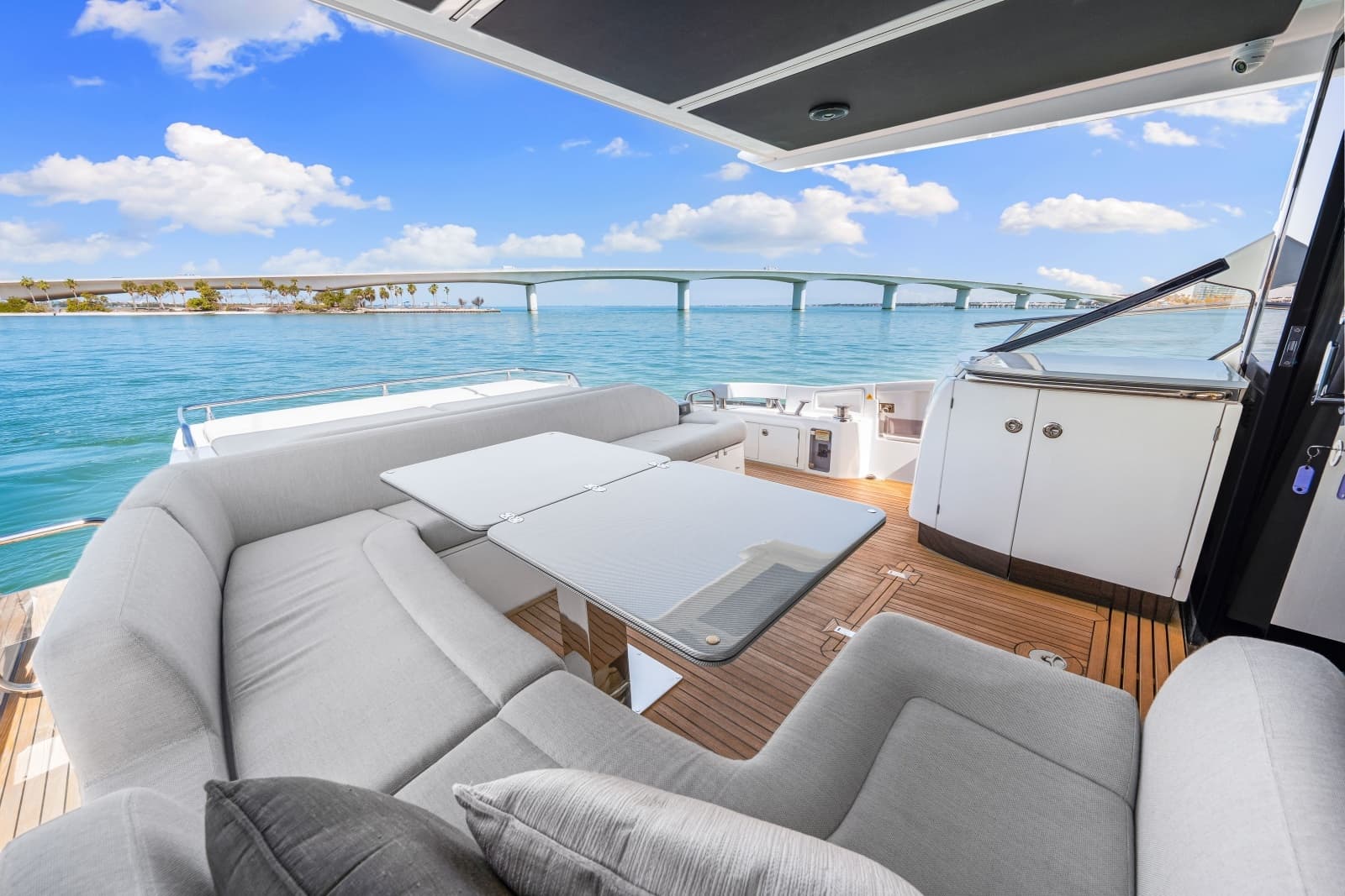 2020 Azimut S6