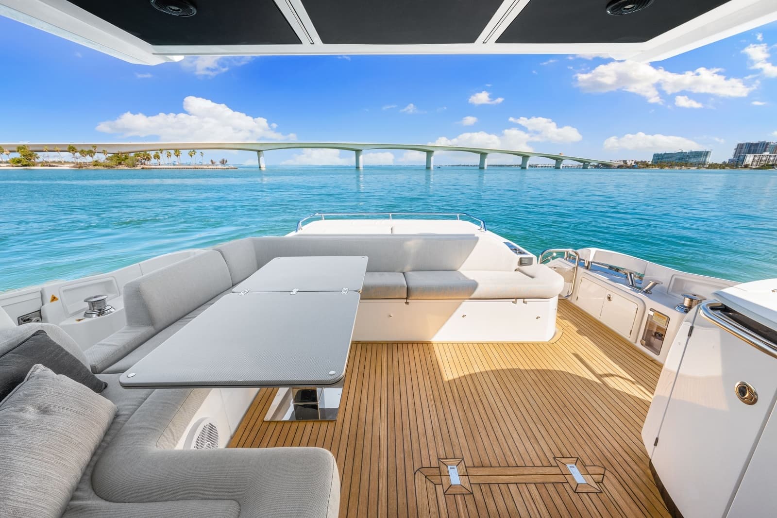 2020 Azimut S6