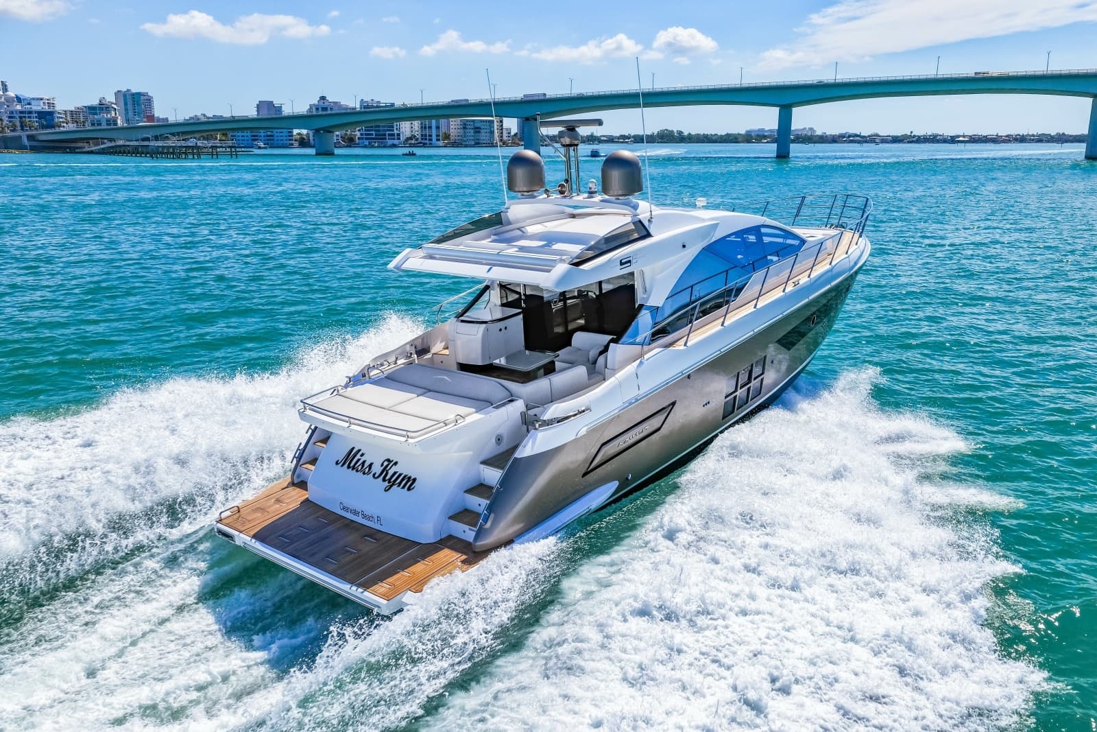 2020 Azimut S6