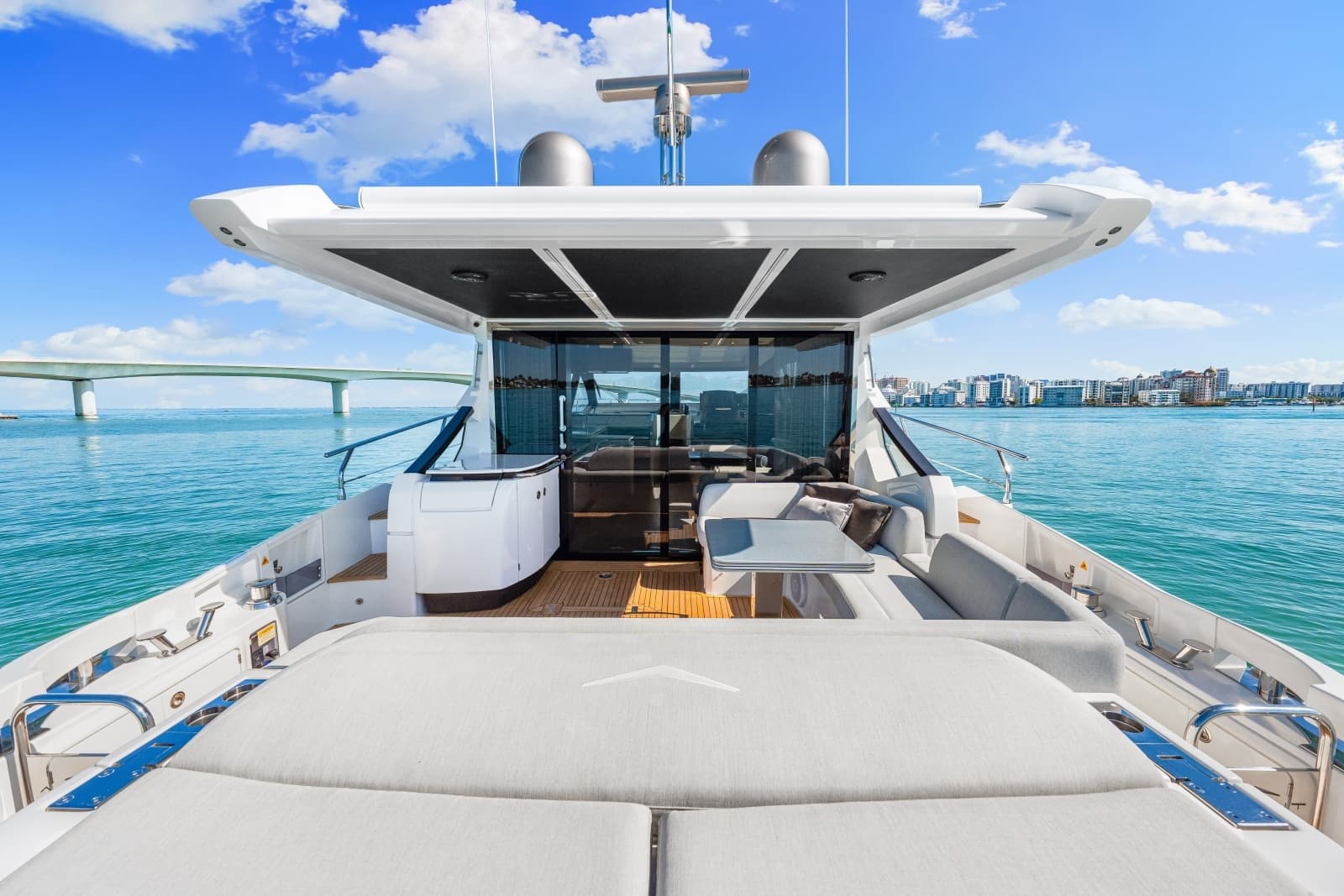2020 Azimut S6