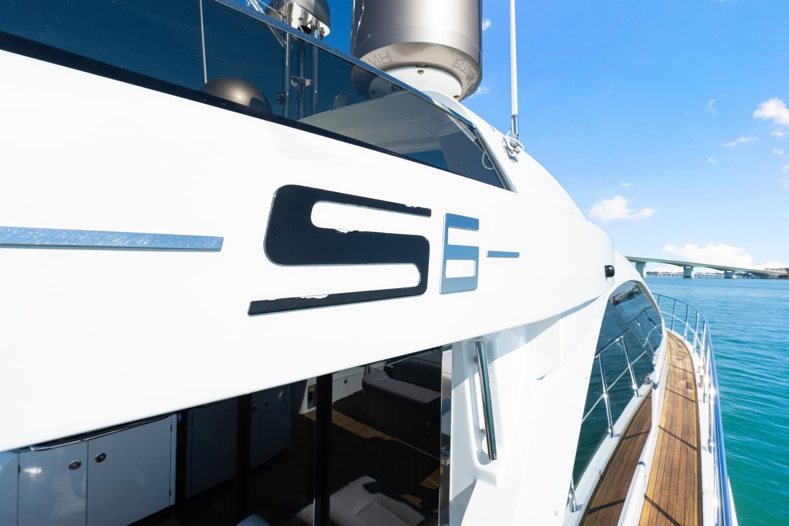 2020 Azimut S6